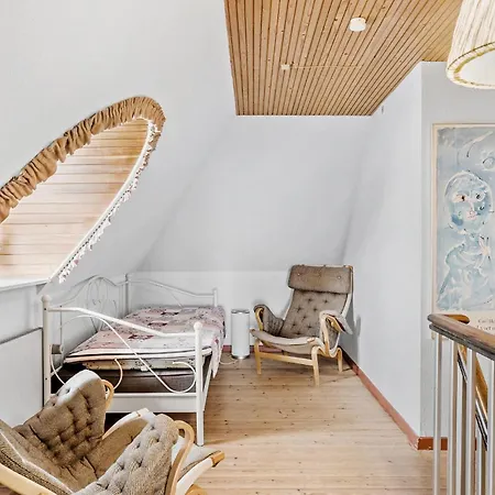 4 Bedroom Stunning In Nordenbro Vesteregn