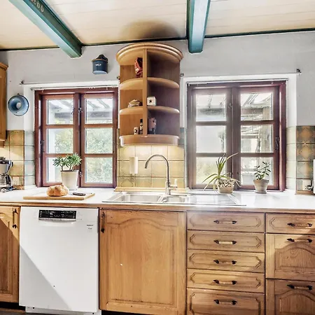 4 Bedroom Stunning In * Nordenbro Vesteregn