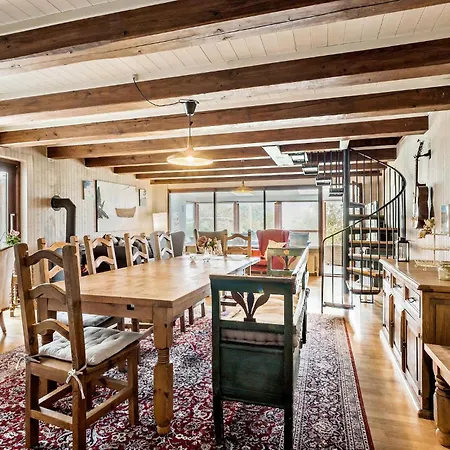 4 Bedroom Stunning In בית נופש Nordenbro Vesteregn
